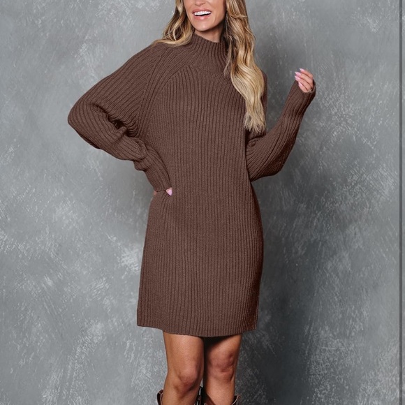 Brown Long Sleeve Ribbed Dress - Picture 2 of 3
